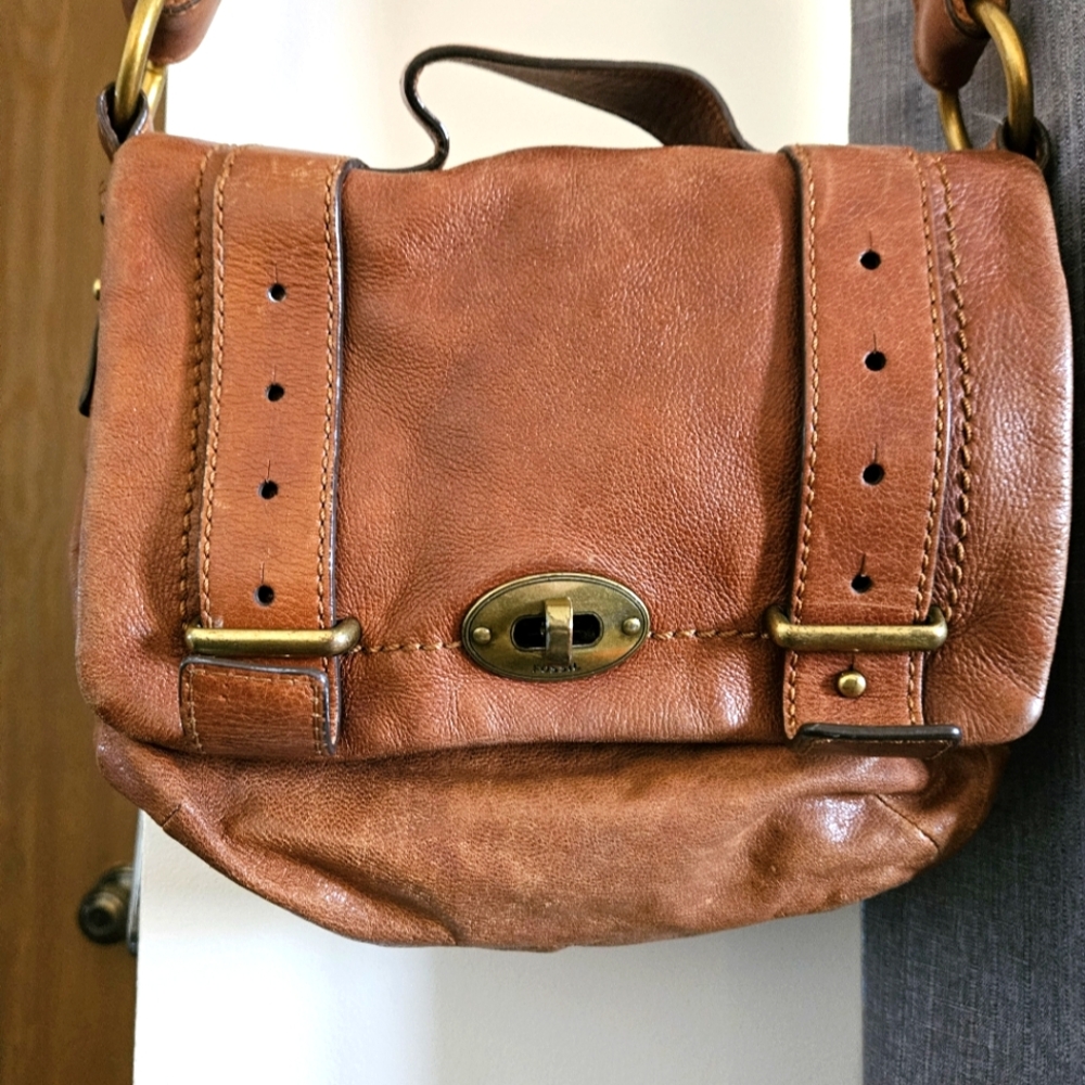 Fossil crossbody bag